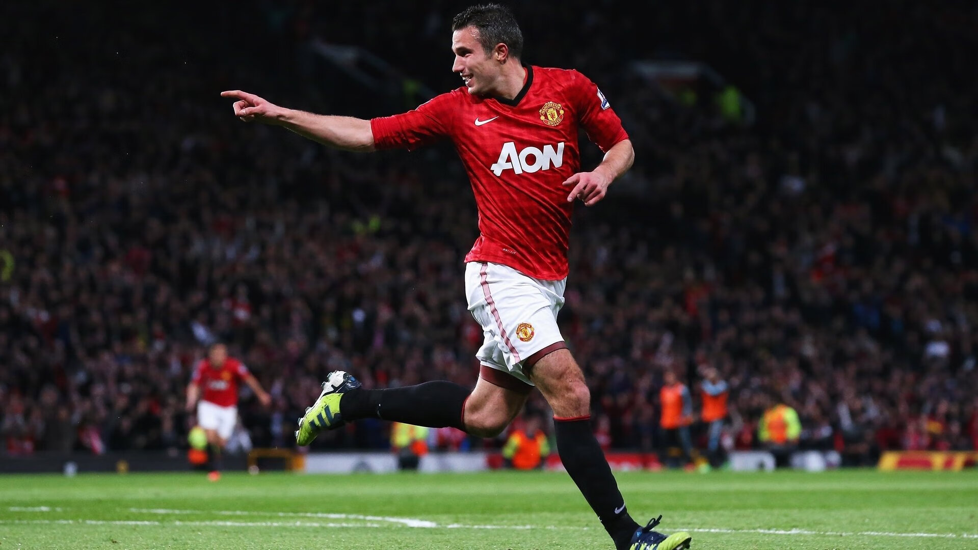 校园足球鼓励学生担任助理教练拓展角色体验，足球队助教是什么意思